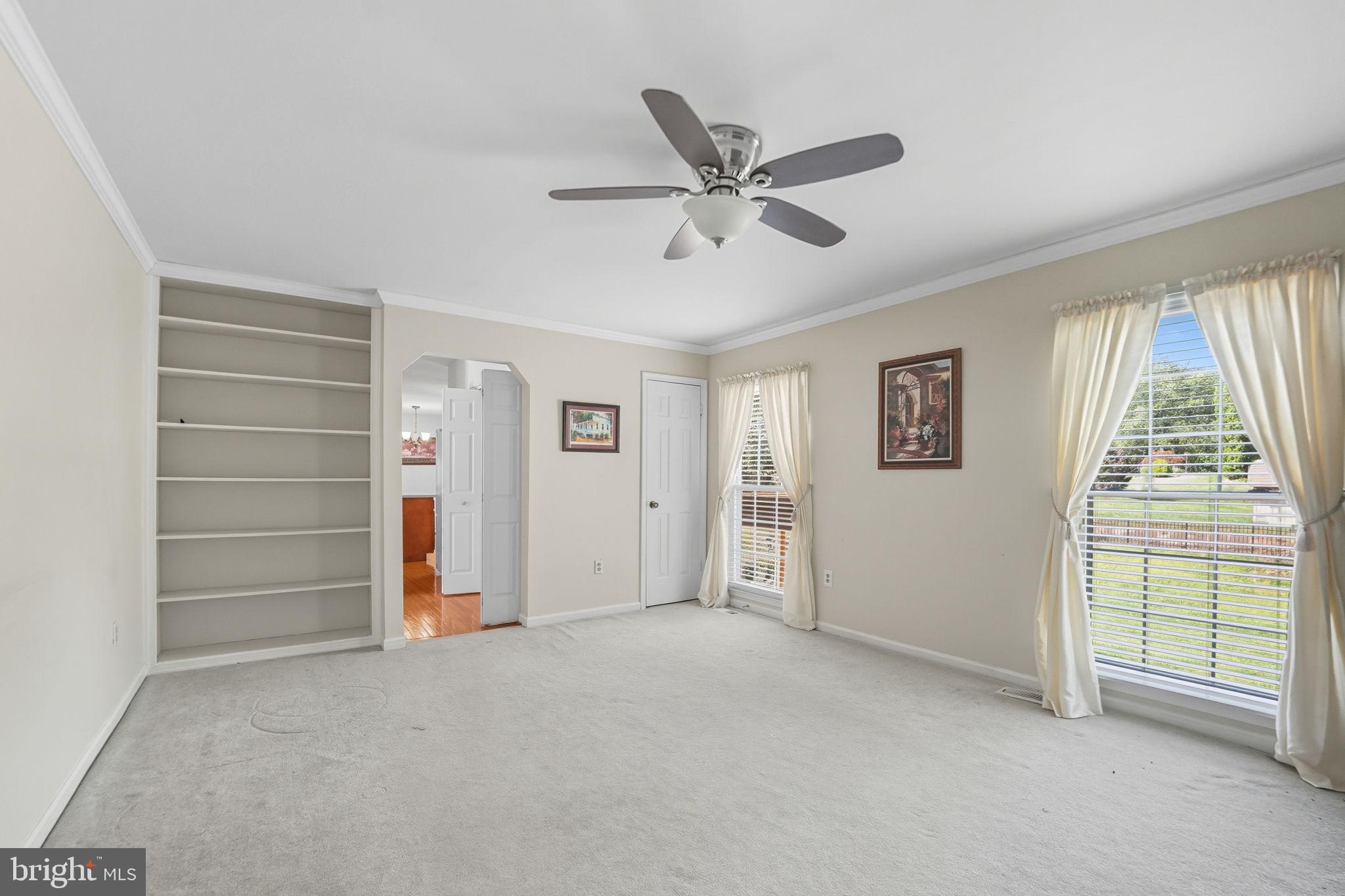 13288 Kenny Road Woodbridge, VA 22193 - Photo 24 of 52 Gallery Image 24