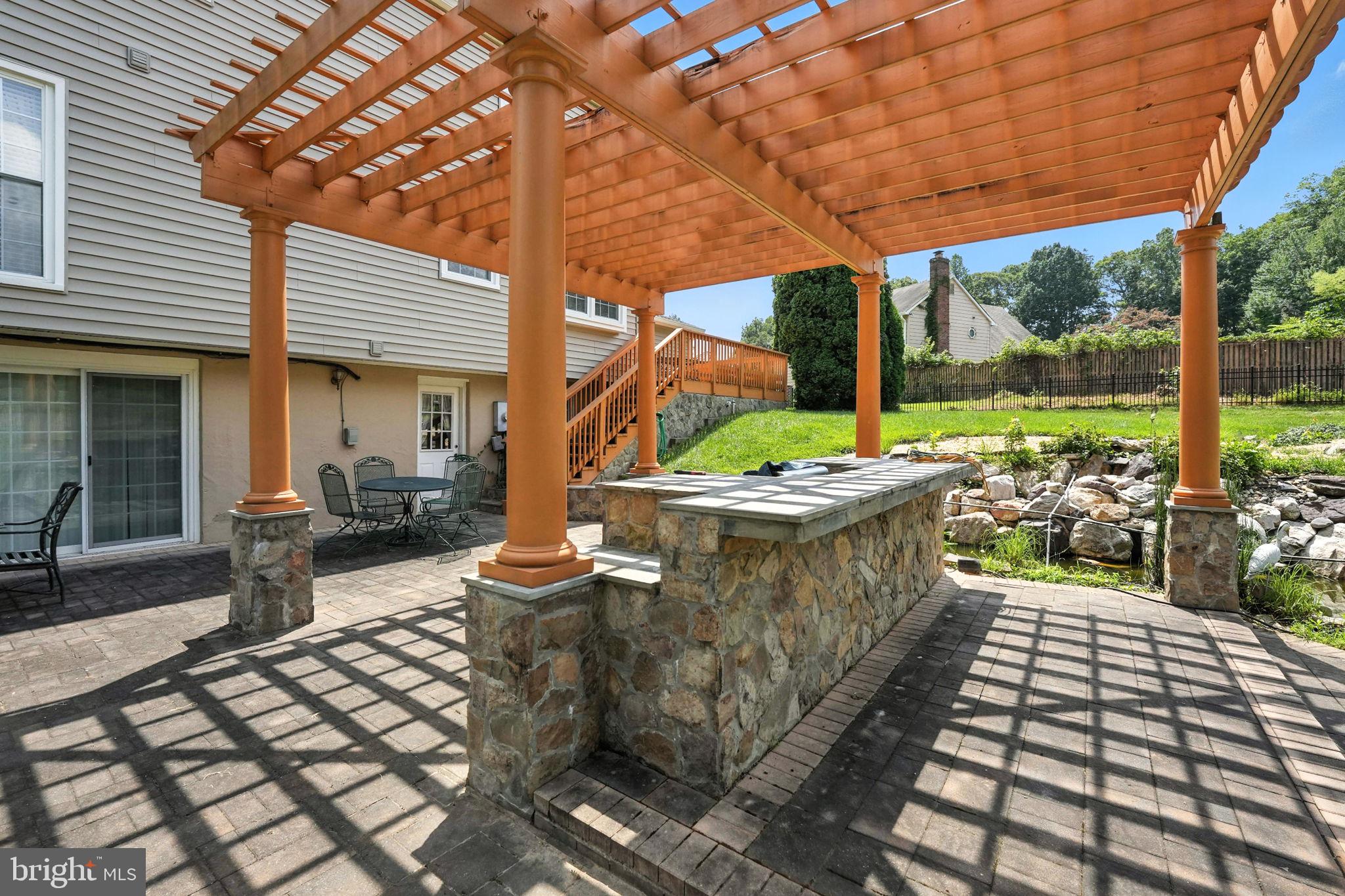 13288 Kenny Road Woodbridge, VA 22193 - Photo 4 of 52 Gallery Image 4