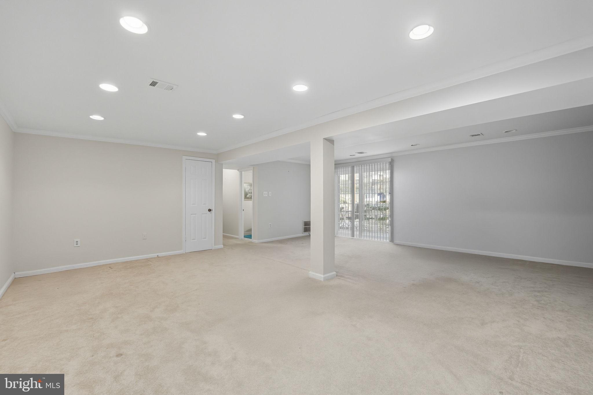 13288 Kenny Road Woodbridge, VA 22193 - Photo 43 of 52 Gallery Image 43
