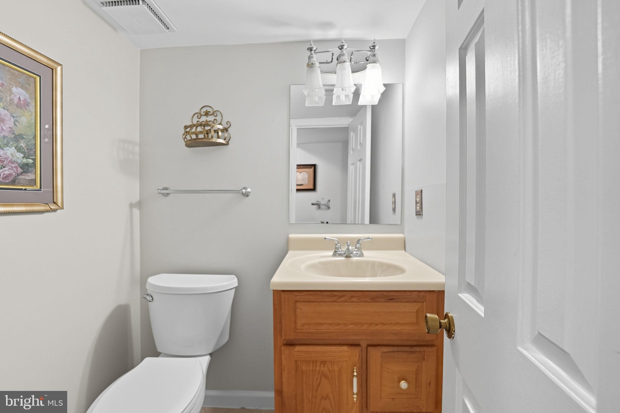 13288 Kenny Road Woodbridge, VA 22193 - Photo 45 of 52 Gallery Image 45