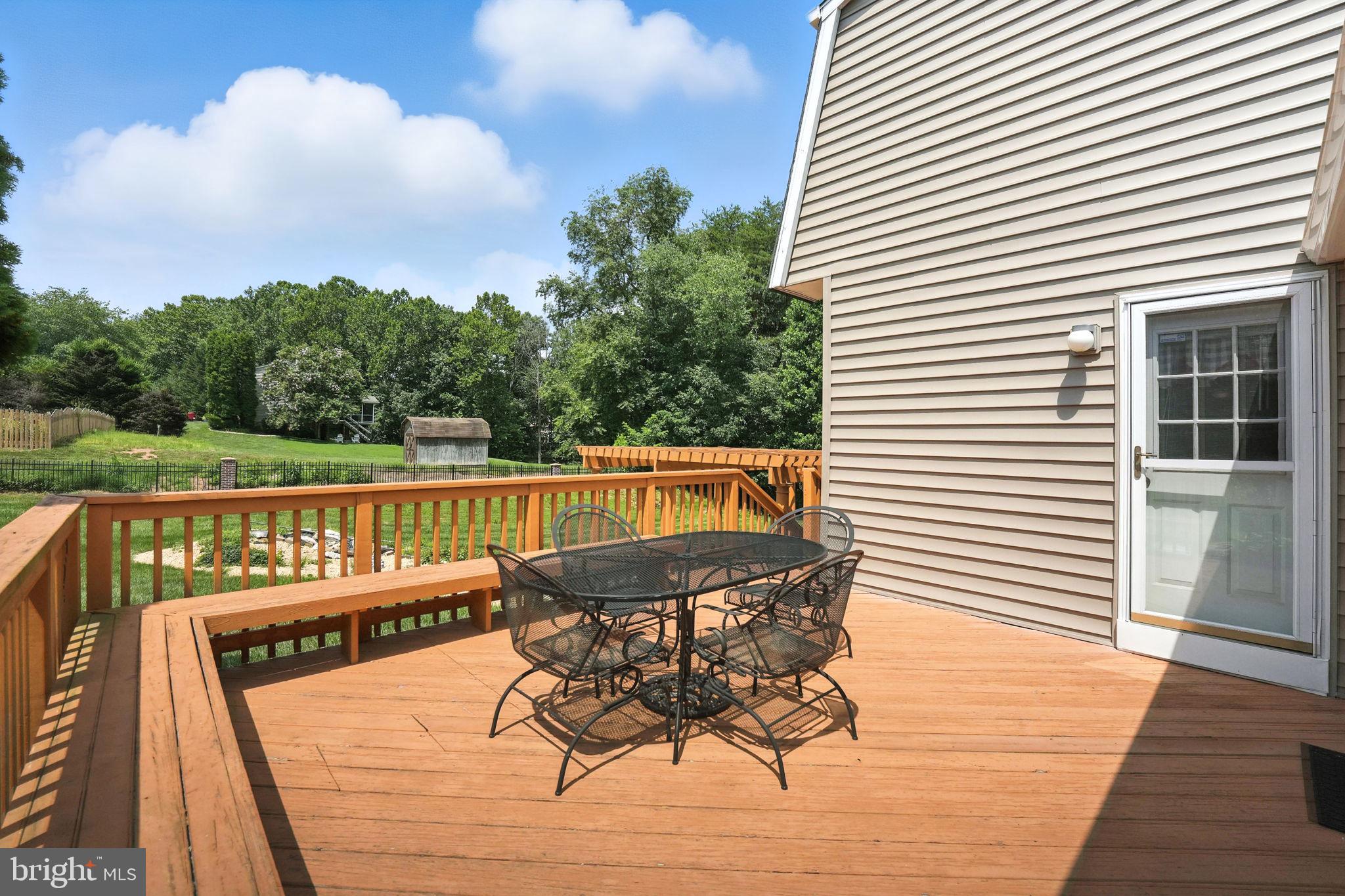 13288 Kenny Road Woodbridge, VA 22193 - Photo 7 of 52 Gallery Image 7