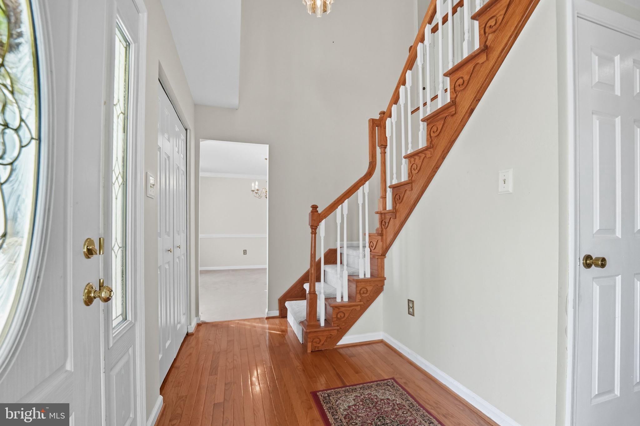 13288 Kenny Road Woodbridge, VA 22193 - Photo 8 of 52 Gallery Image 8