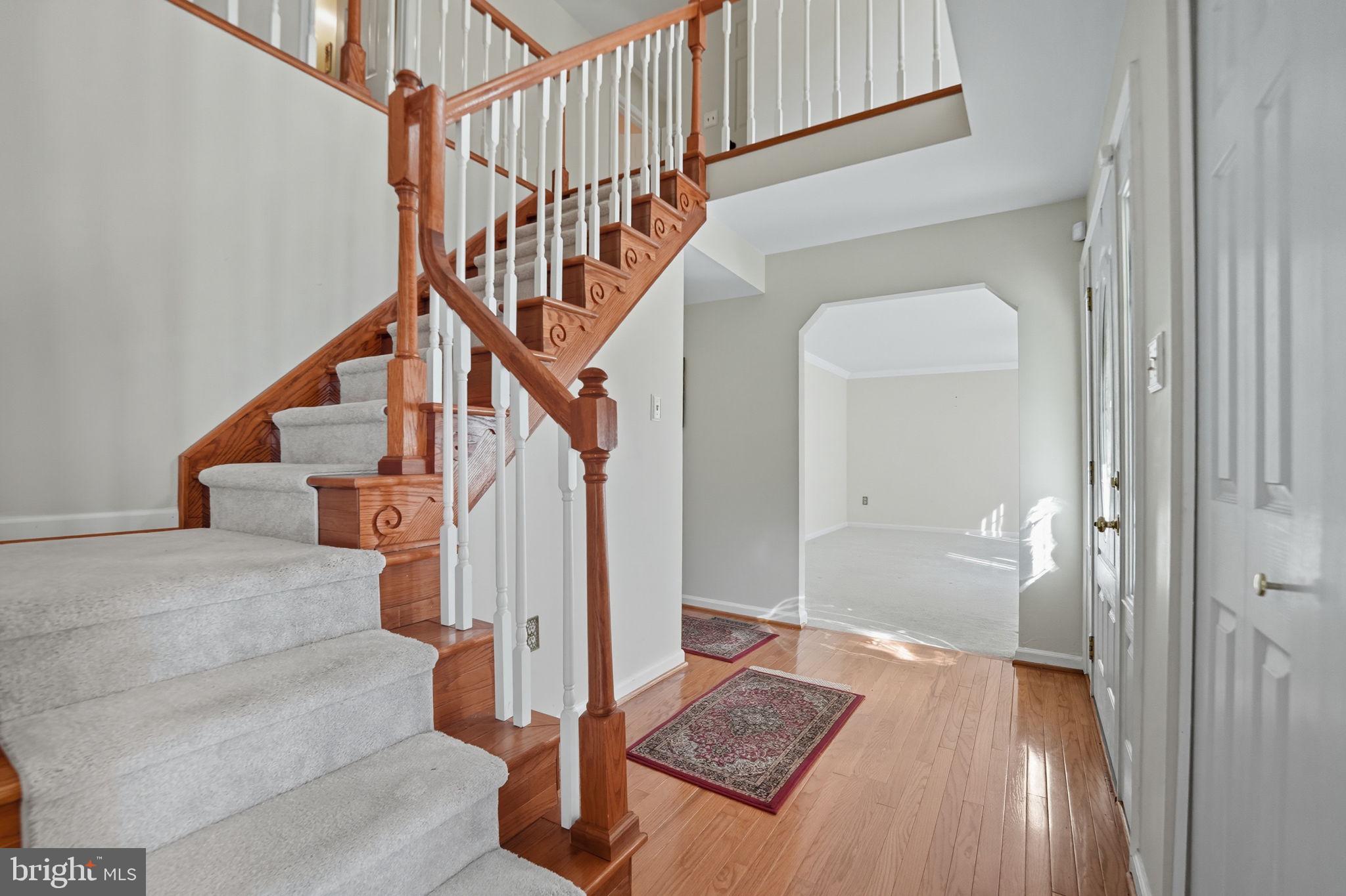 13288 Kenny Road Woodbridge, VA 22193 - Photo 9 of 52 Gallery Image 9
