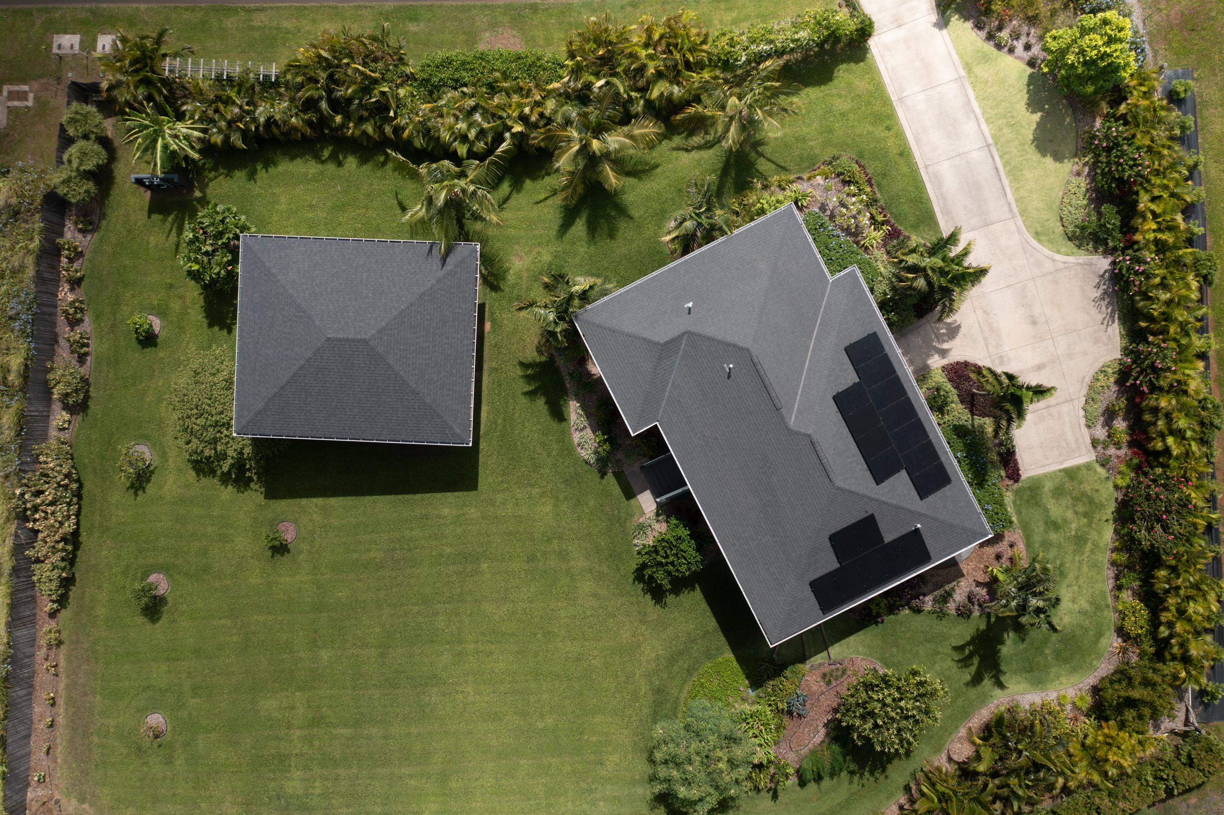 125 Hekuawa Street, Unit B Haiku, HI 96708 - Photo 39 of 50 an aerial view of a house with a garden