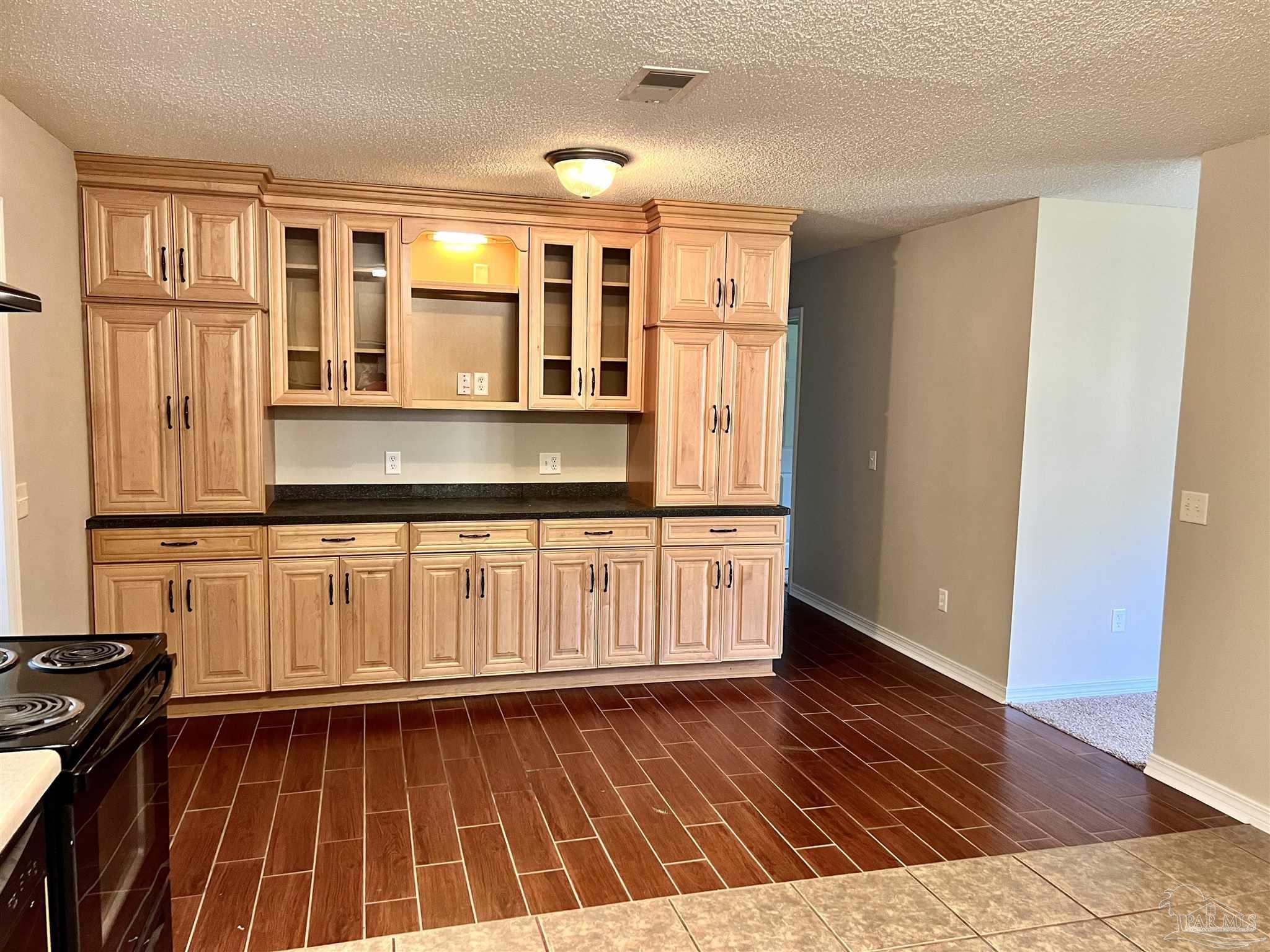 1913 Filly Road Cantonment, FL 32533 - Photo 36 of 50 Guest House Eat-In Kitchen