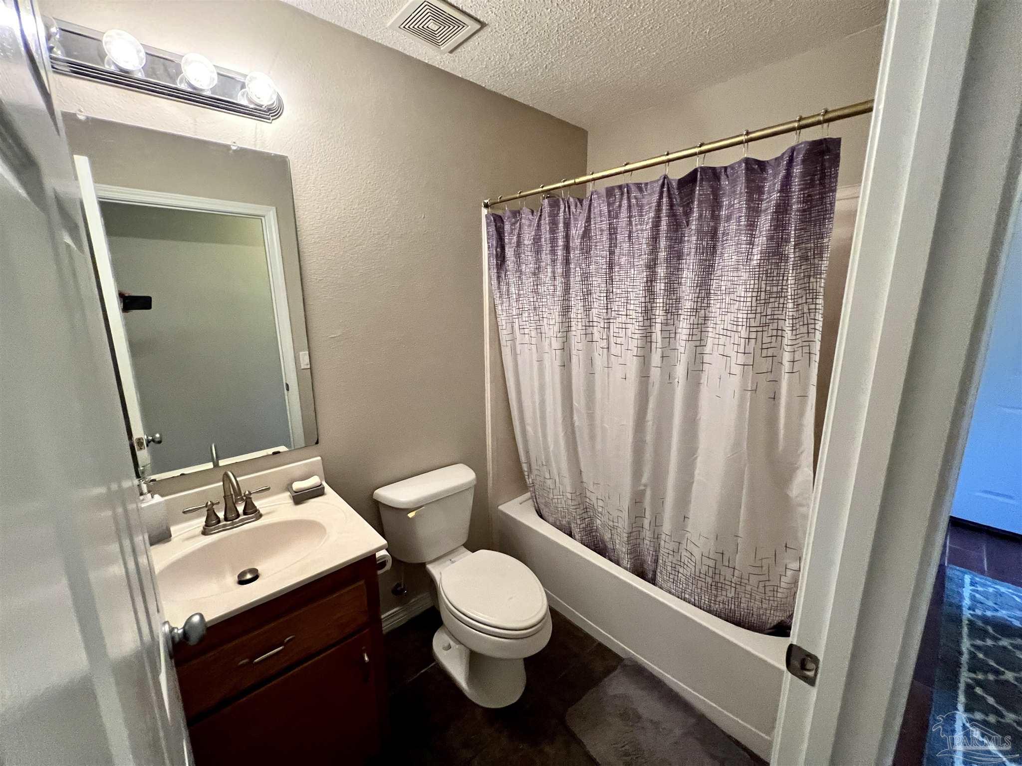 1913 Filly Road Cantonment, FL 32533 - Photo 38 of 50 Guest House Full Bathroom