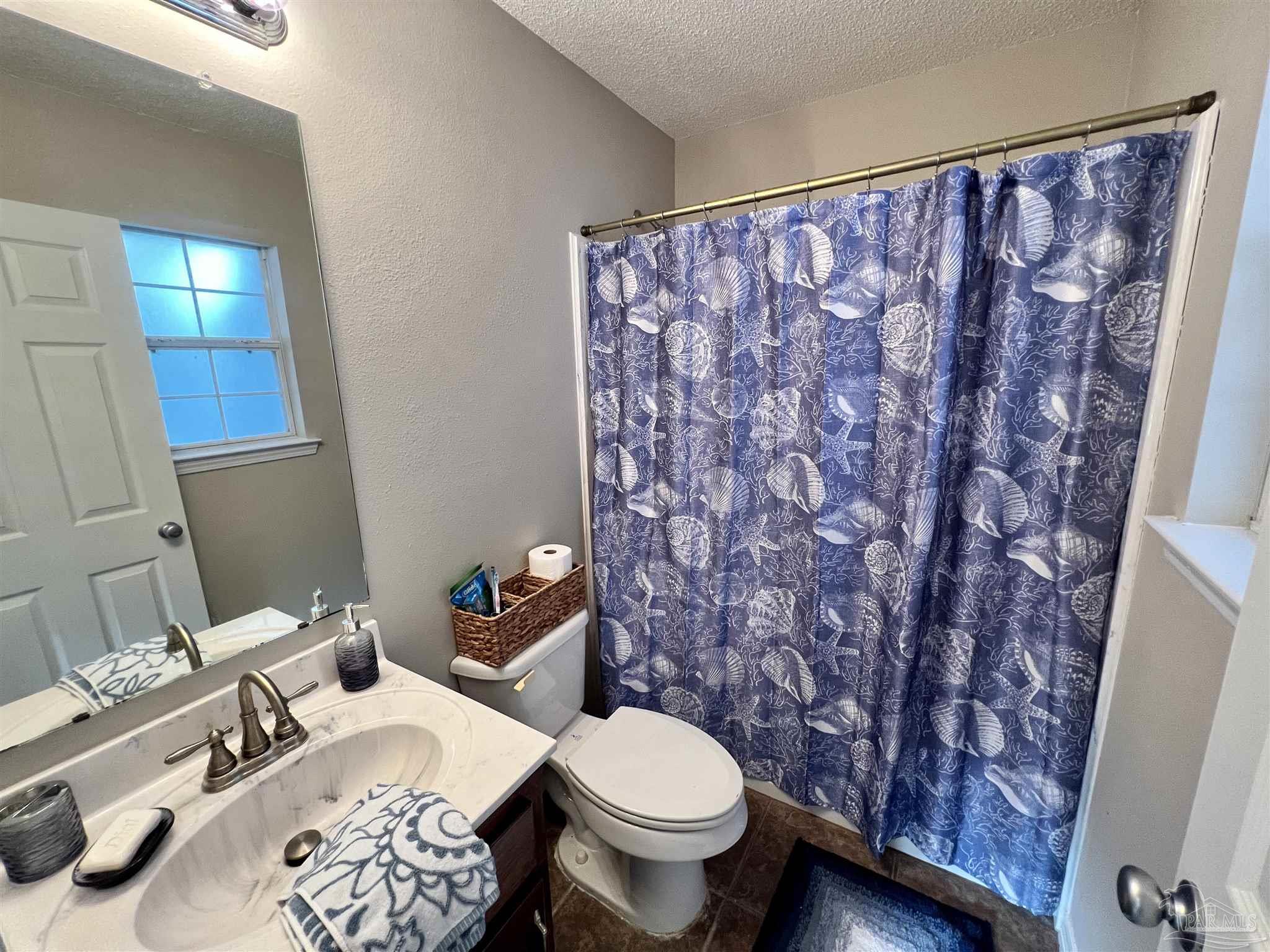 1913 Filly Road Cantonment, FL 32533 - Photo 41 of 50 Guest House Master Bathroom