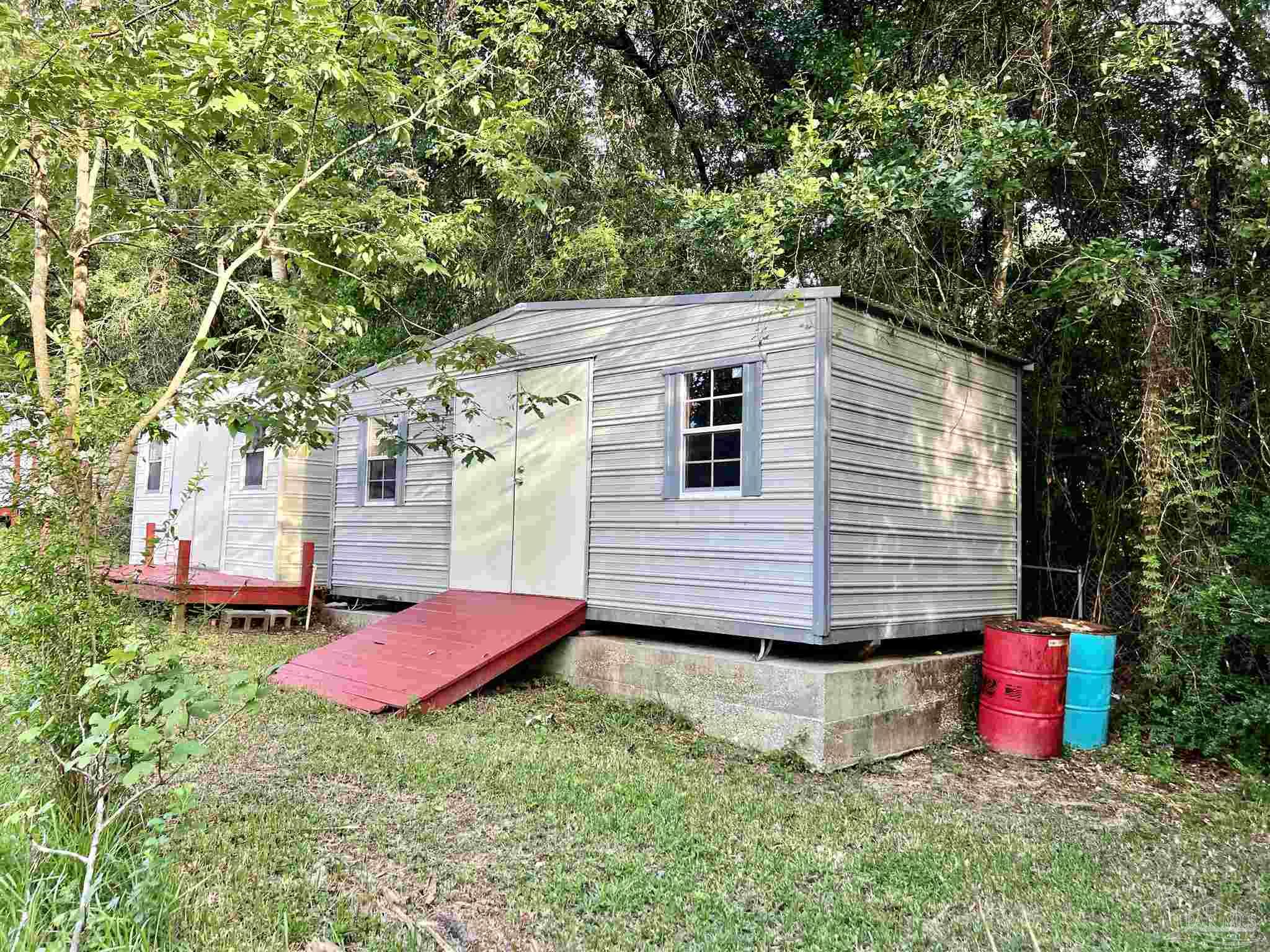 1913 Filly Road Cantonment, FL 32533 - Photo 47 of 50 Yard Building