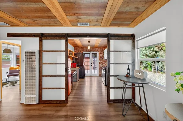 $1,499,888 | 261 North Oak Avenue, Pasadena, CA 91107