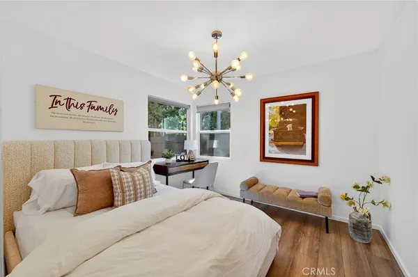 $1,499,888 | 261 North Oak Avenue, Pasadena, CA 91107