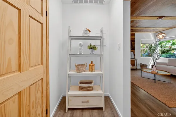 $1,499,888 | 261 North Oak Avenue, Pasadena, CA 91107