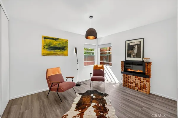 $1,499,888 | 261 North Oak Avenue, Pasadena, CA 91107