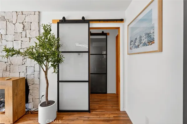 $1,499,888 | 261 North Oak Avenue, Pasadena, CA 91107