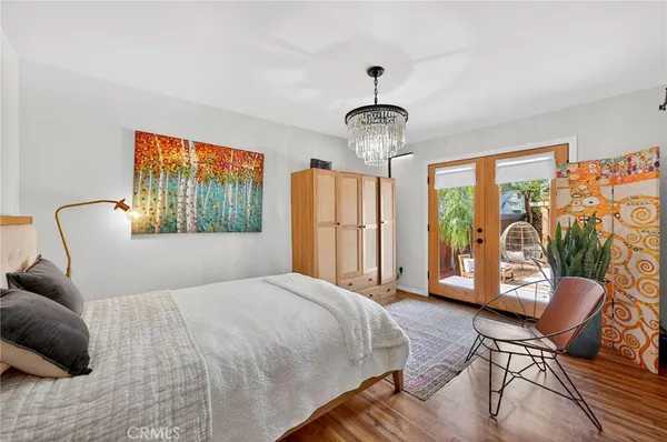 $1,499,888 | 261 North Oak Avenue, Pasadena, CA 91107