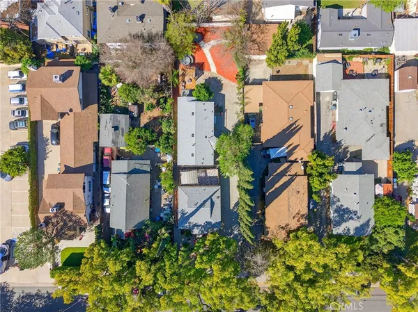 $1,499,888 | 261 North Oak Avenue, Pasadena, CA 91107