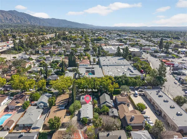 $1,499,888 | 261 North Oak Avenue, Pasadena, CA 91107