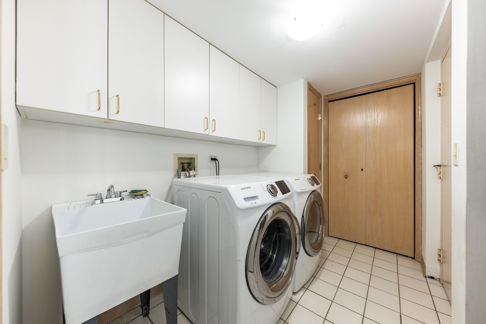 1263 Chalet Road, Unit 211 Naperville, IL 60563 - Photo 21 of 27