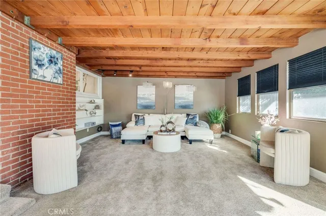 $1,150,000 | 1012 East 45th Way, Long Beach, CA 90807