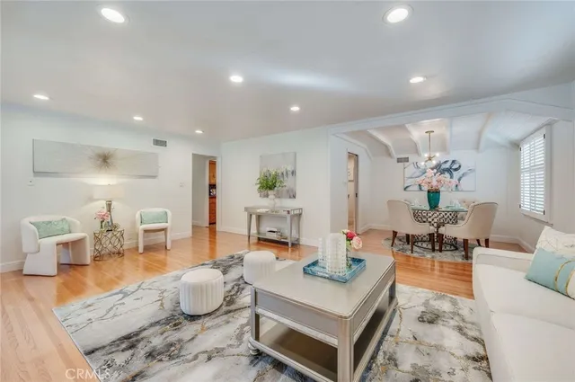 $1,150,000 | 1012 East 45th Way, Long Beach, CA 90807