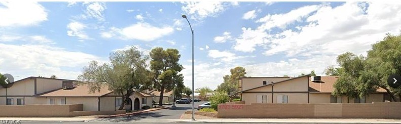 5805 Smoke Ranch Road, Unit D Las Vegas, NV 89108 - Photo 2 of 2