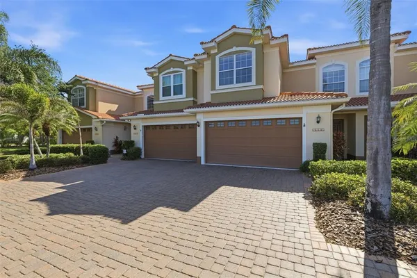 $630,000 | 4113 Courtside Way, Tampa, FL 33618