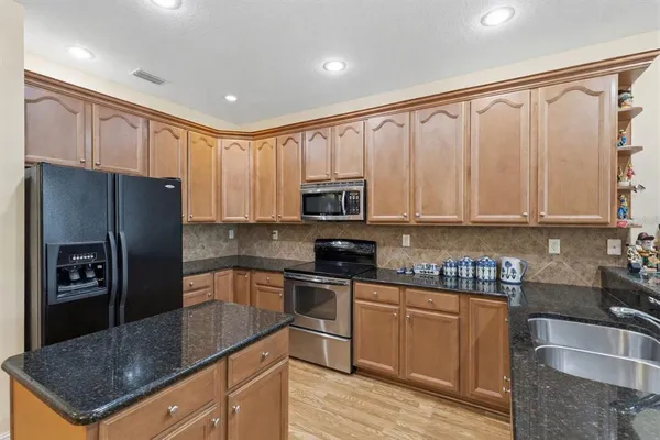 $630,000 | 4113 Courtside Way, Tampa, FL 33618