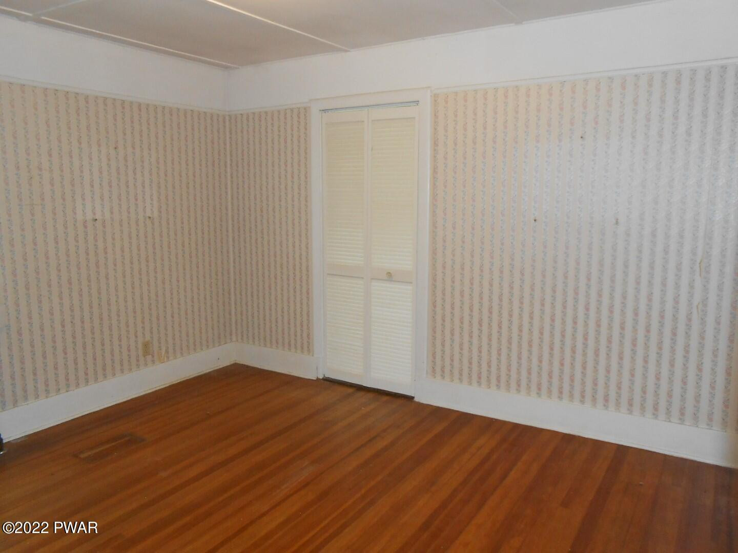 568 Rowland Road Greeley, PA 18425 - Photo 26 of 58 4b Bedroom 2