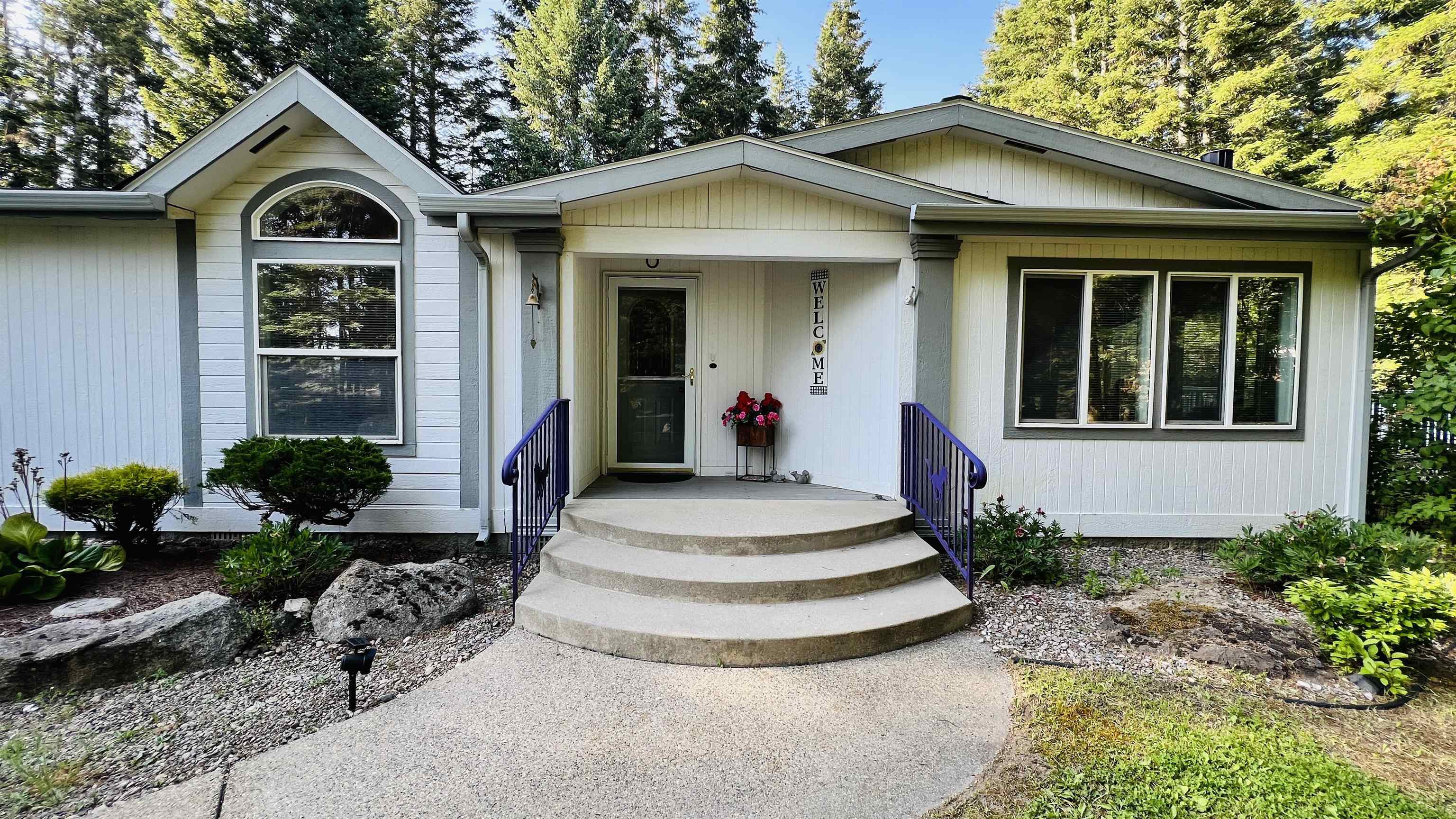 7010 West Dahl Road Deer Park, WA 99006 - Photo 3 of 50