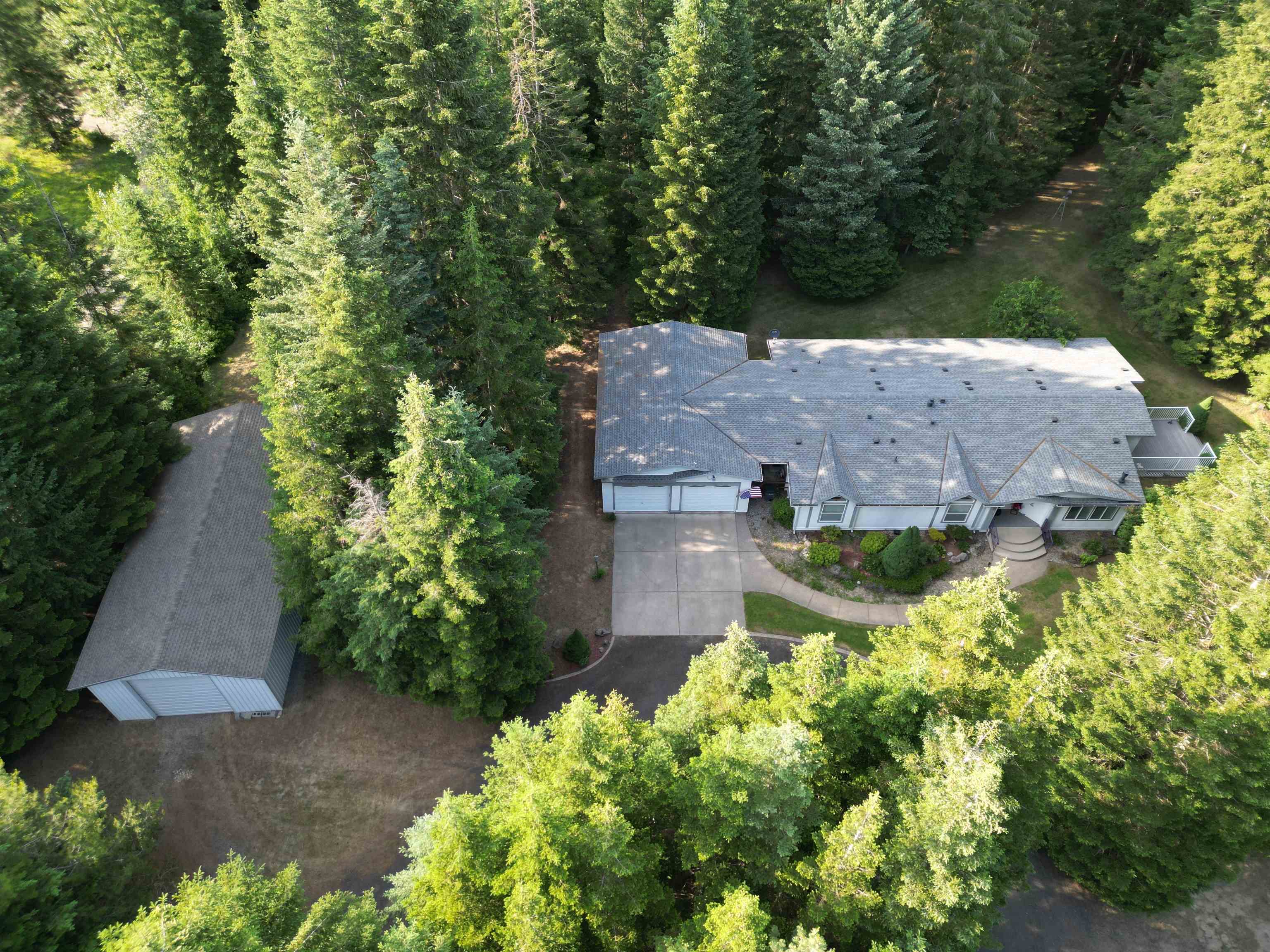 7010 West Dahl Road Deer Park, WA 99006 - Photo 4 of 50