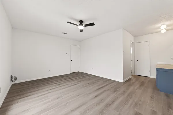 $2,200 | 7523 La Pl Drive, Houston, TX 77083