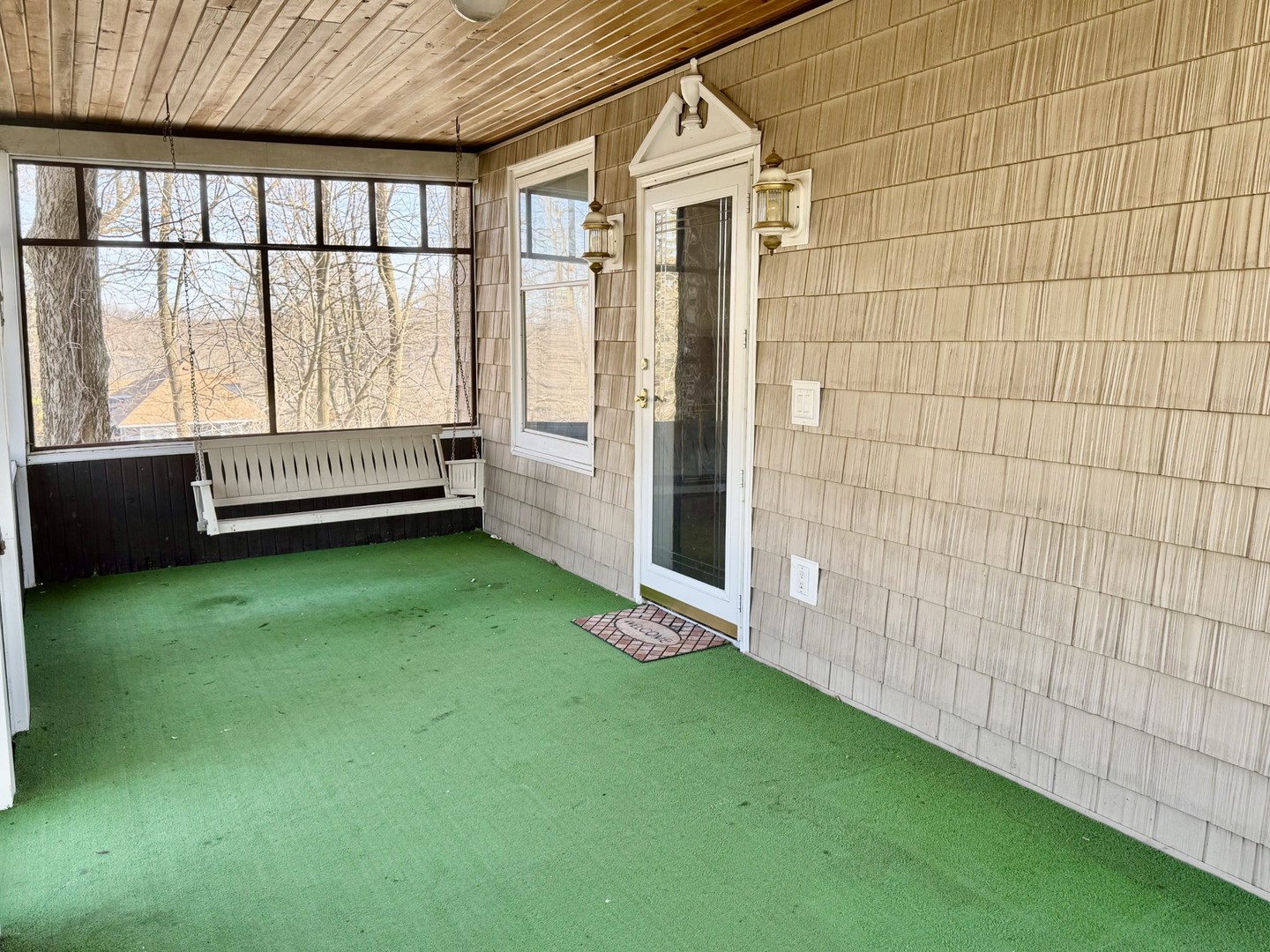 3 Trexler Avenue Oglesby, IL 61348 - Photo 4 of 20 a view of outdoor space and yard