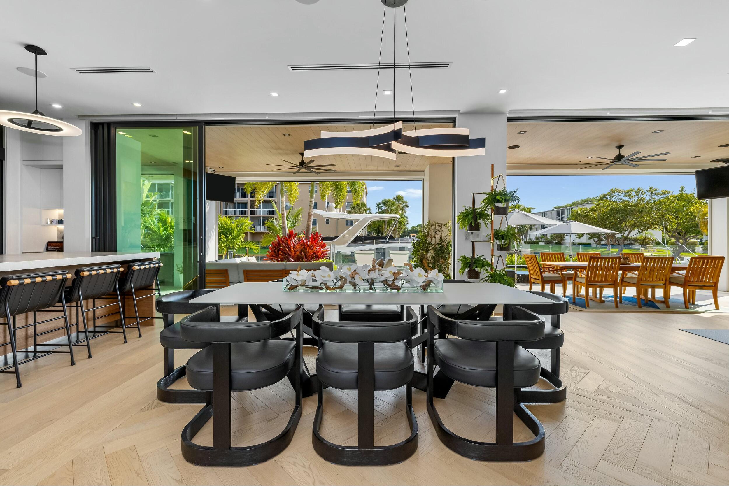 772 Glouchester Street Boca Raton, FL 33487 - Photo 9 of 85 Formal dining area