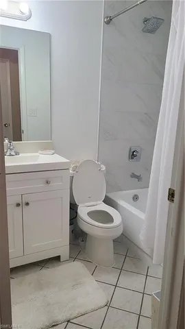 $4,000 | 602 111th Avenue North, Naples, FL 34108