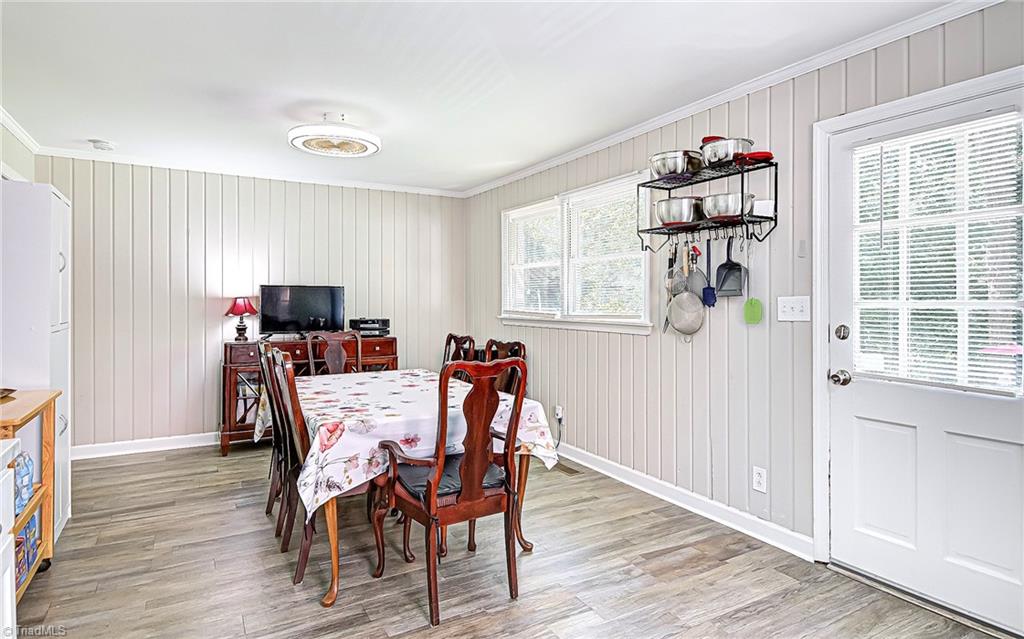 3266 Robinhood Road Winston-Salem, NC 27106 - Photo 11 of 30 Dining