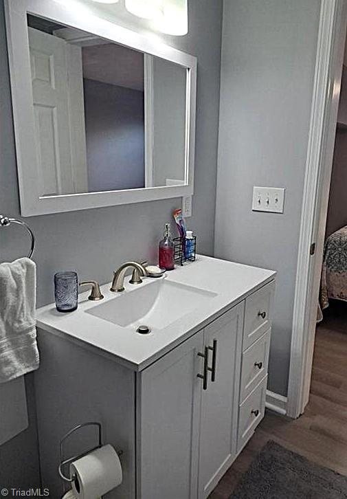 3266 Robinhood Road Winston-Salem, NC 27106 - Photo 26 of 30 Apartment Bathroom 2