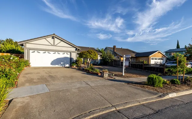 $1,399,888 | 1968 Nutmeg Court, San Jose, CA 95131