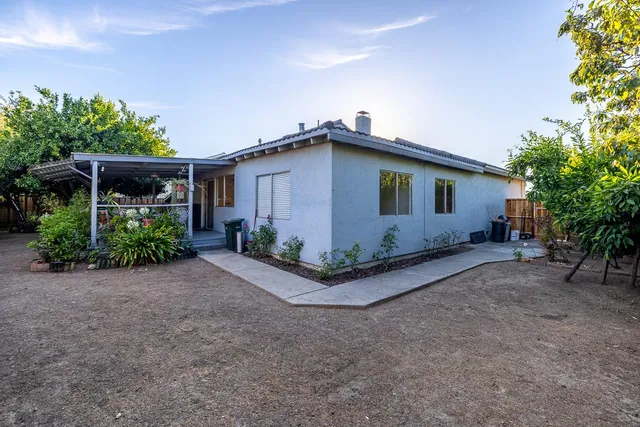 $1,399,888 | 1968 Nutmeg Court, San Jose, CA 95131