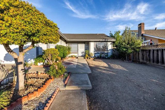 $1,399,888 | 1968 Nutmeg Court, San Jose, CA 95131