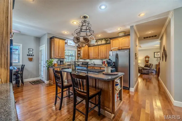 $489,900 | 2528 Copperwood Drive, Lebanon, MO 65536