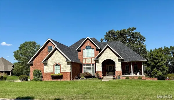 $489,900 | 2528 Copperwood Drive, Lebanon, MO 65536