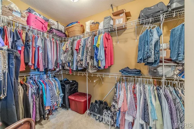 $489,900 | 2528 Copperwood Drive, Lebanon, MO 65536