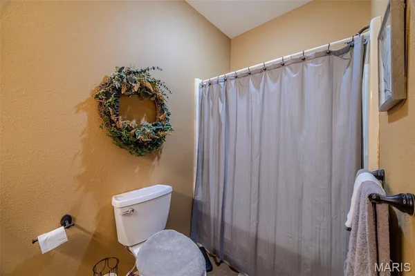 $489,900 | 2528 Copperwood Drive, Lebanon, MO 65536