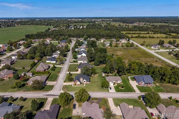 $489,900 | 2528 Copperwood Drive, Lebanon, MO 65536