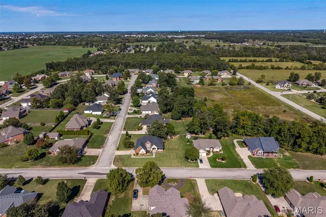 $489,900 | 2528 Copperwood Drive, Lebanon, MO 65536