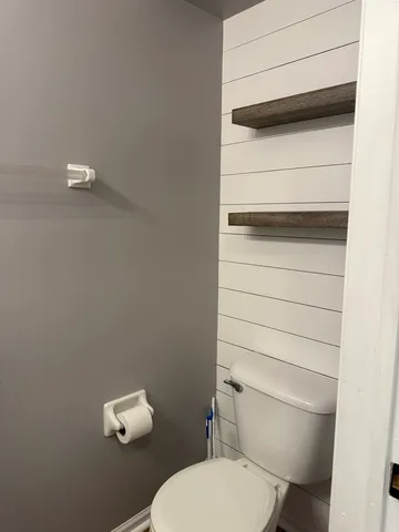 a bathroom with a toilet