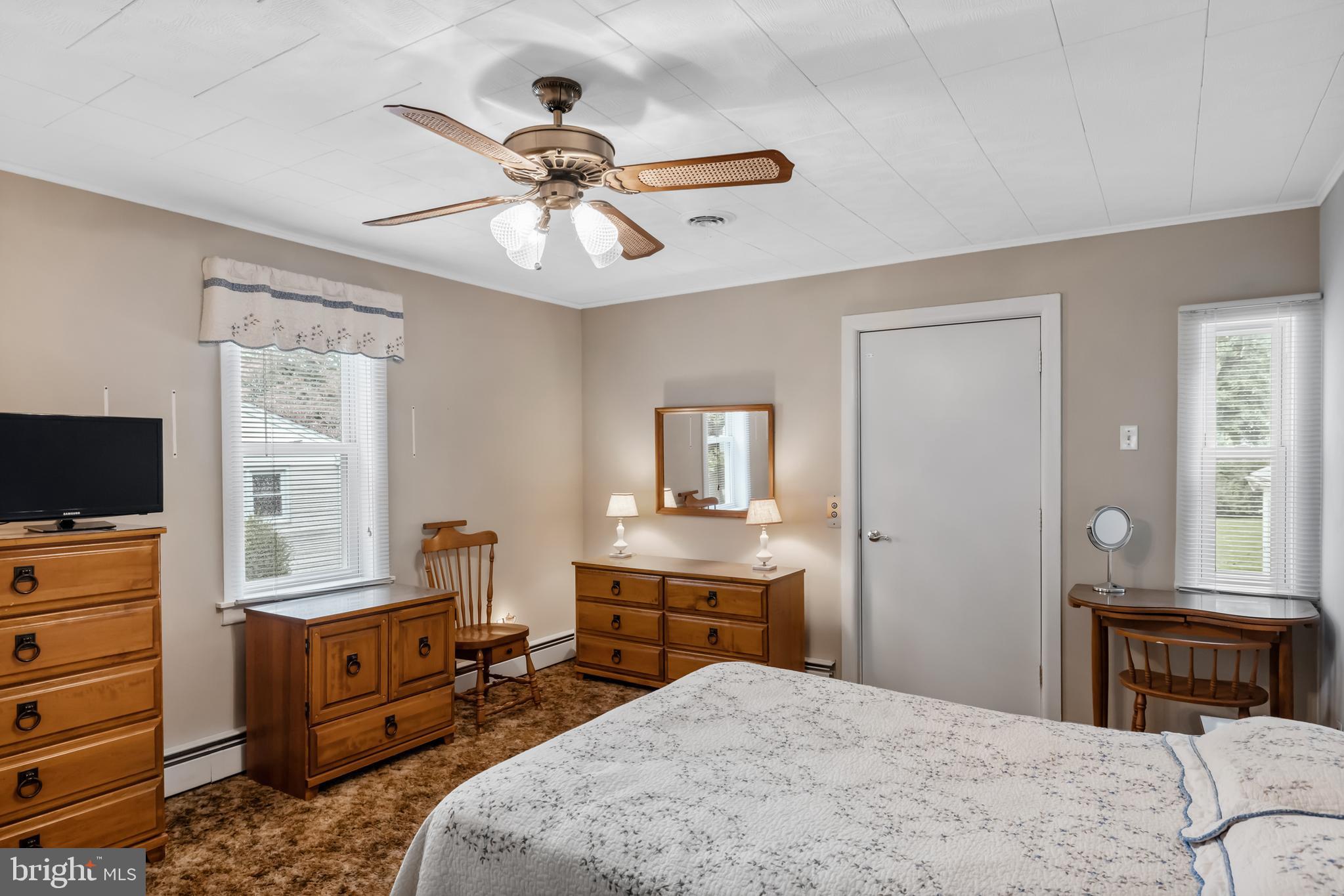 559 Sunset Avenue Maple Shade, NJ 08052 - Photo 12 of 32 Master Bedroom