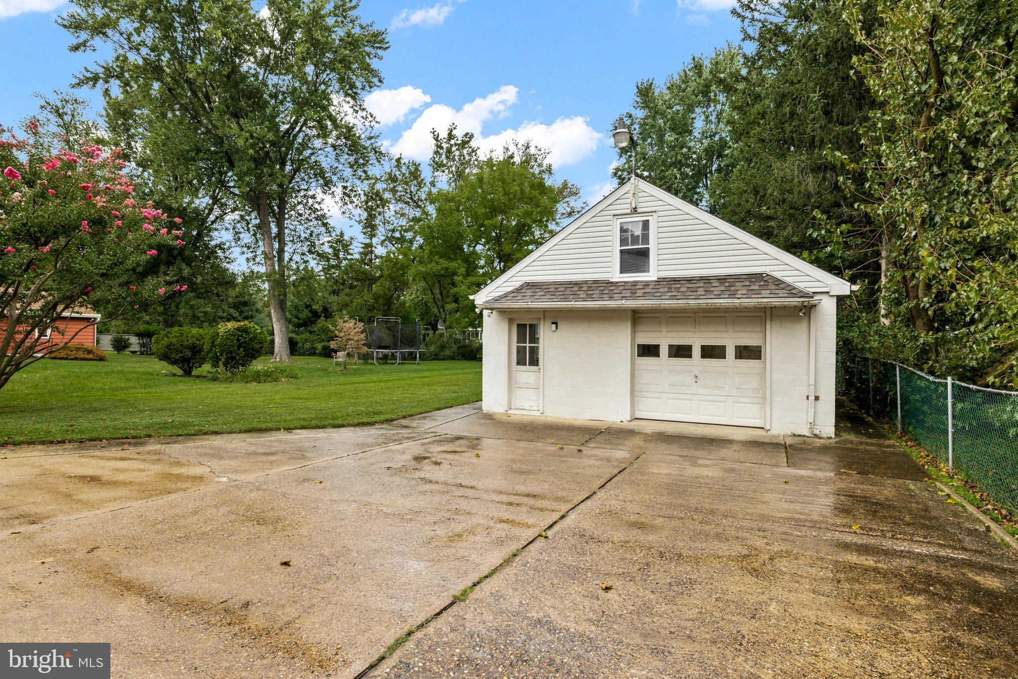 559 Sunset Avenue Maple Shade, NJ 08052 - Photo 31 of 32 Detached double garage