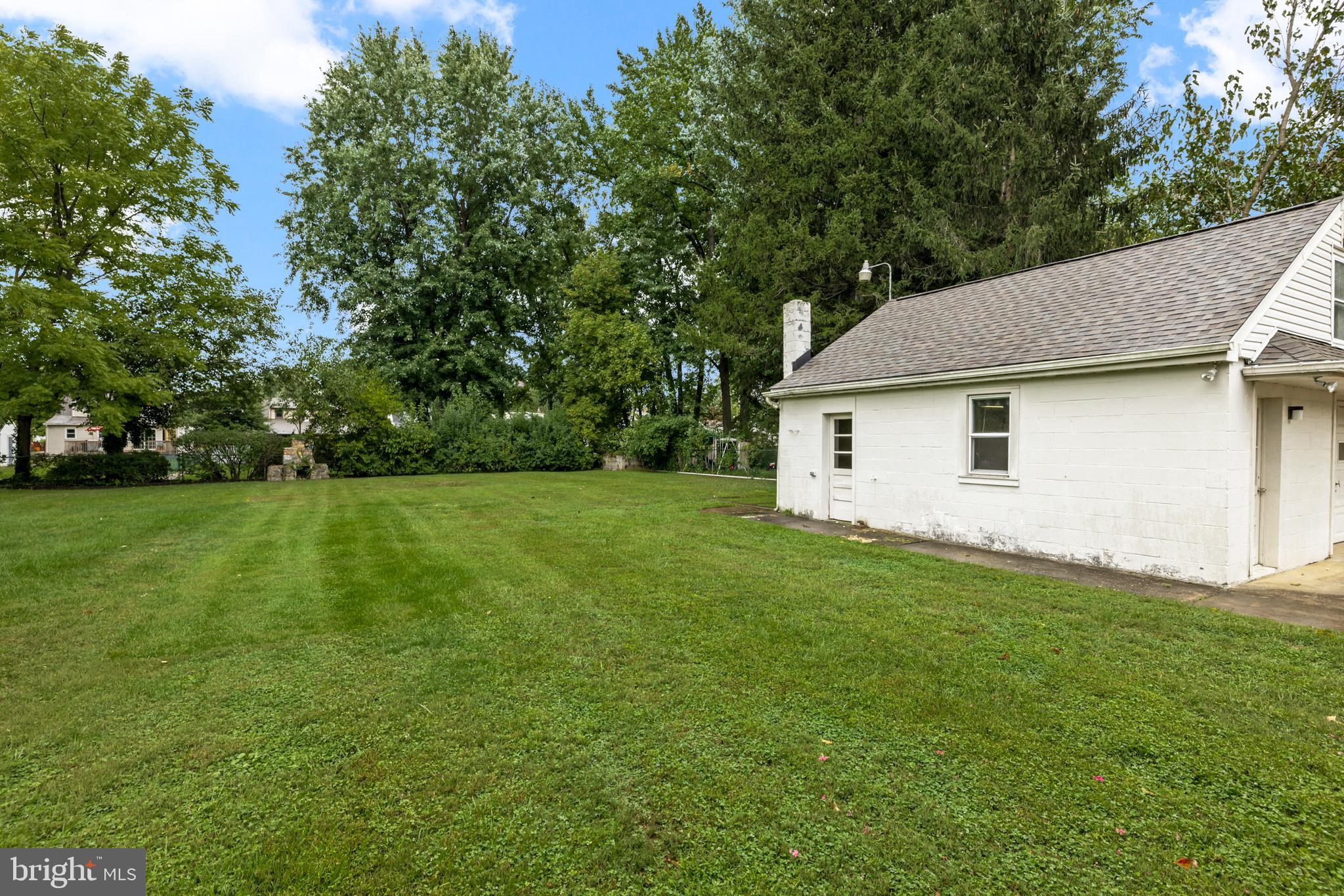 559 Sunset Avenue Maple Shade, NJ 08052 - Photo 32 of 32 Backyard
