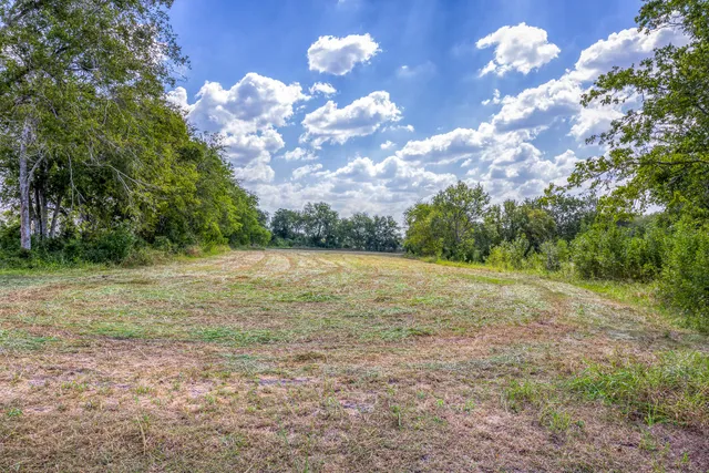 $1,695,000 | 1450 Farm To Market Road 2502, Burton, TX 77835