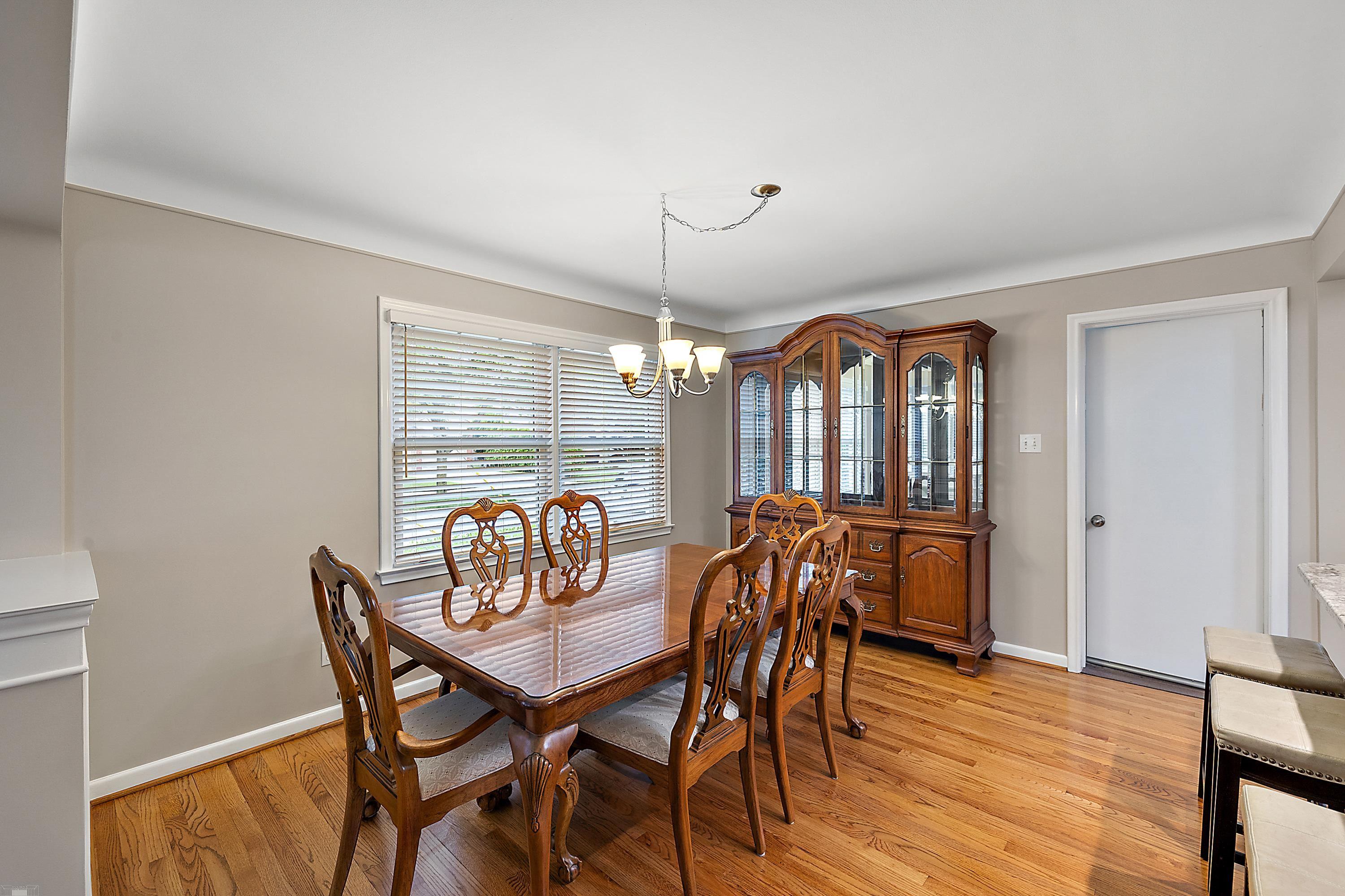 1437 Torrey Road Grosse Pointe Woods, MI 48236 - Photo 13 of 60